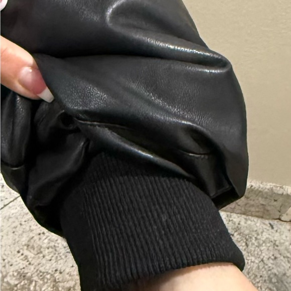 BLANK NYC The Love Doctor Black Vegan Faux Leather Puffer Coat Jacket Medium NWT - Picture 6 of 6